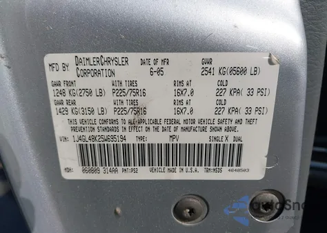 2005 Jeep Liberty Sport из США, поврежденный, VIN 1J4GL48K25W695194